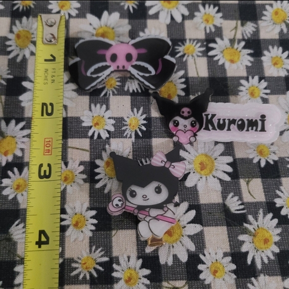 Set of 3 Kuromi Hair Clips - Picture 5 of 5